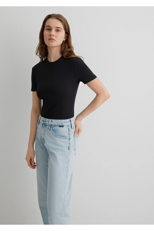 Mavi 1600963-900 Yuvarlak Yaka Bayan Tshirt